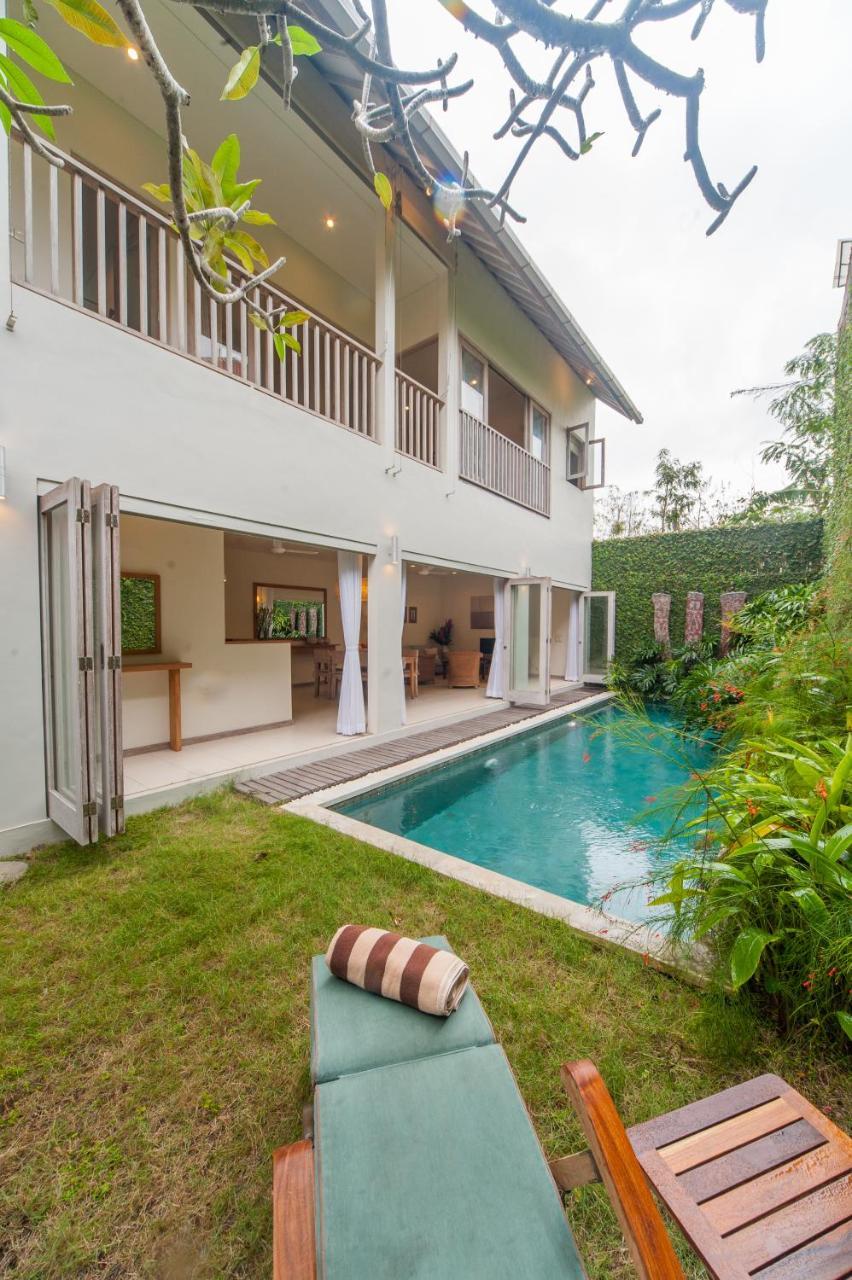 Casanusa Villa Jimbaran  Exterior photo